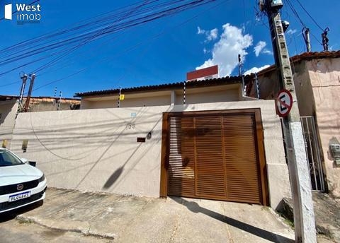 Casa à venda em Barreiras, Centro, com 3 quartos, com 90 m²